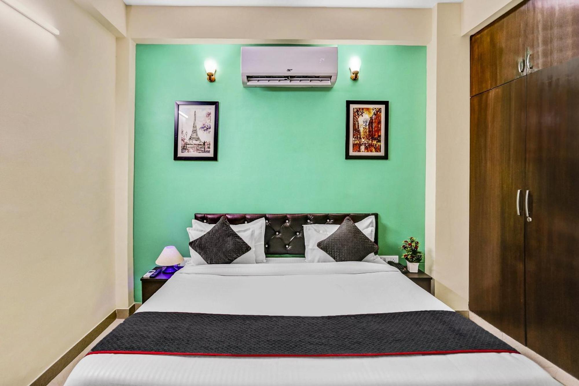 Townhouse Rumaisa Indirapuram Exterior foto